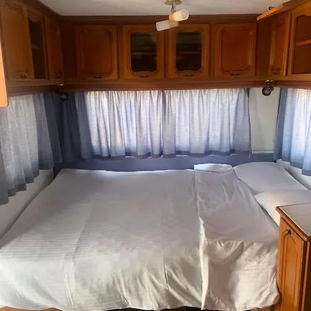 Camping Hub Caravans Gradina Tchernomorets